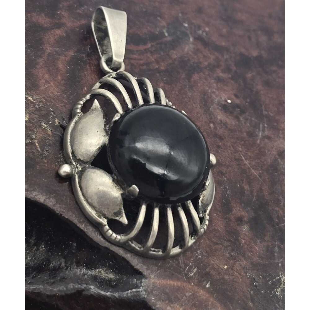 Vintage Norwegian 830 Sterling Silver Pendant, Black Onyx Stone Pendant - Picture 2 of 7